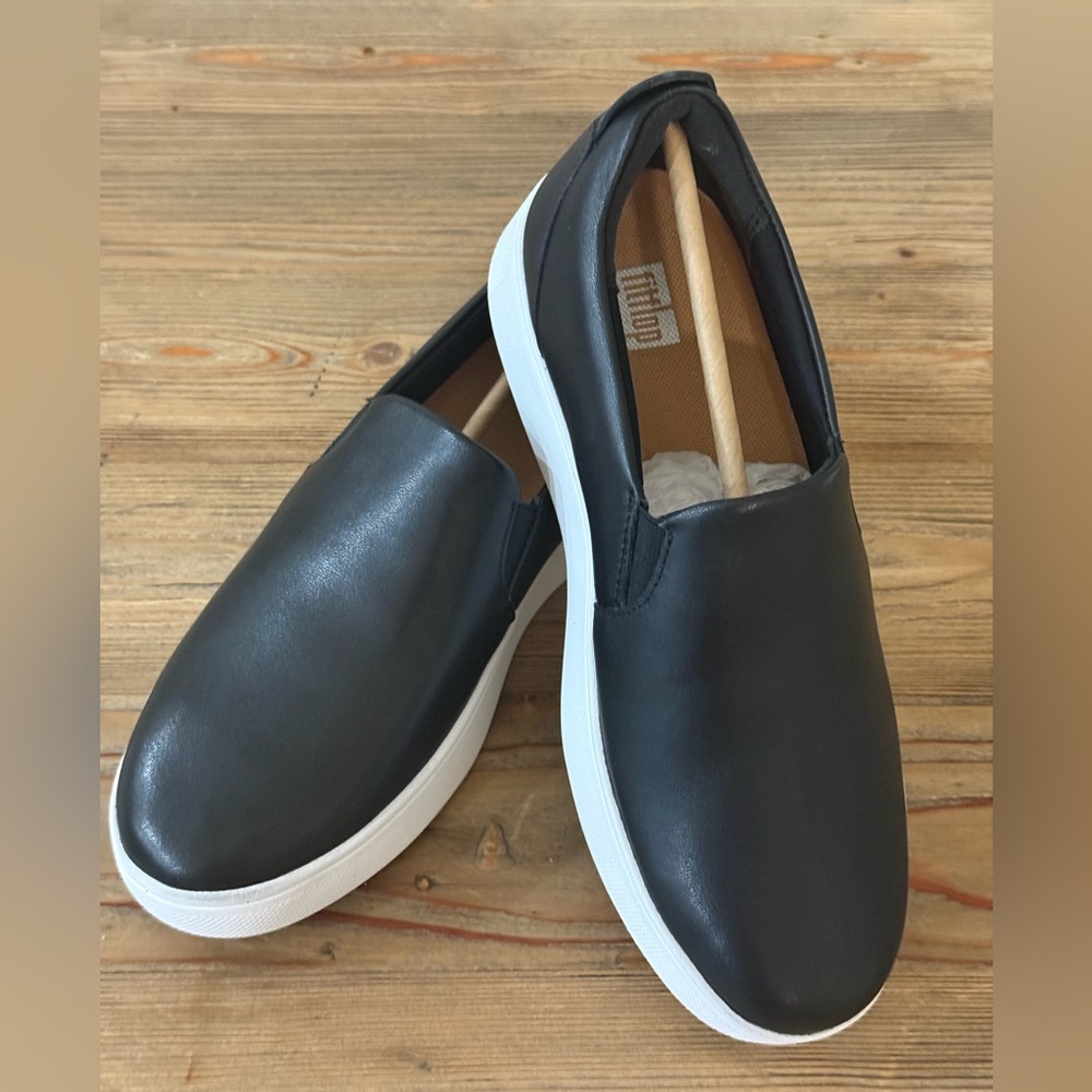 FitFlop Rally Leather Slip-On Skate Sneakers, Black, Size 5, NWOB, Retail $110